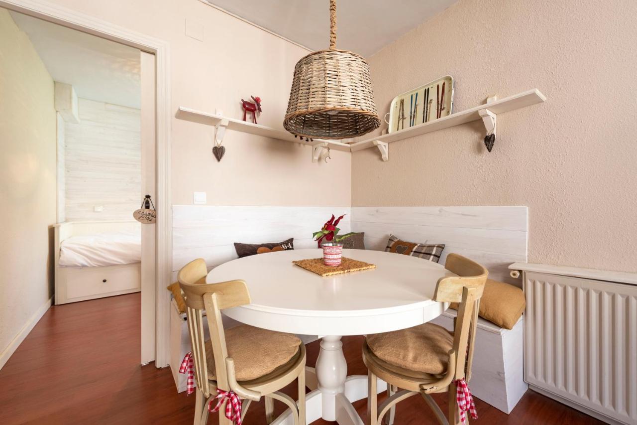 Appartement Musales ☆ Apartamento Para 4 Personas Con Ascensor à Sallent de Gállego Extérieur photo